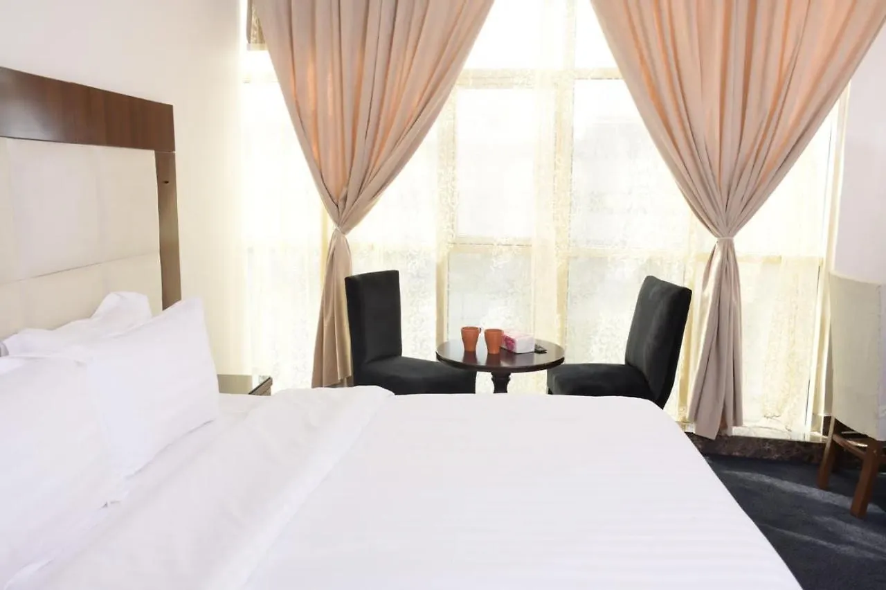 Seasons Inn Jeddah 0*,  المملكة العربية السعودية